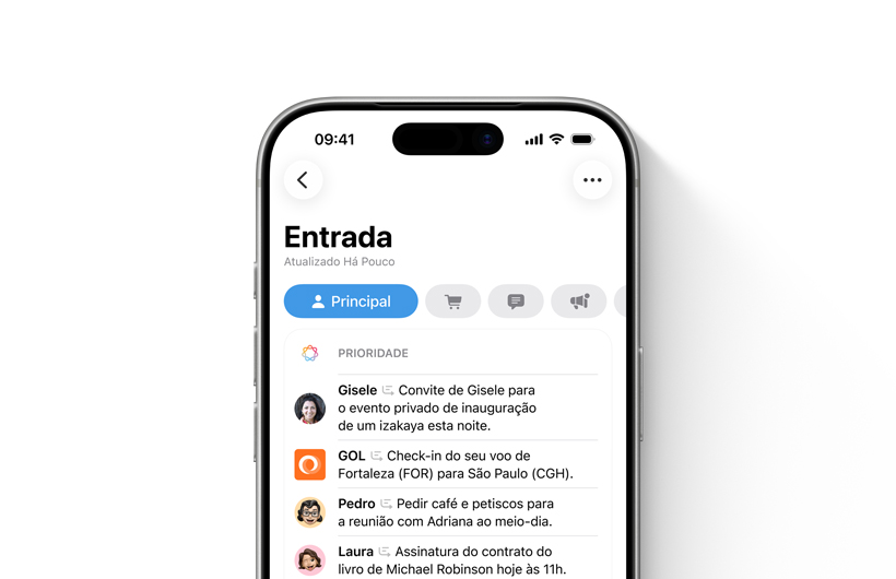 O iPhone mostra a caixa de entrada no app Mail com as mensagens importantes na parte superior
