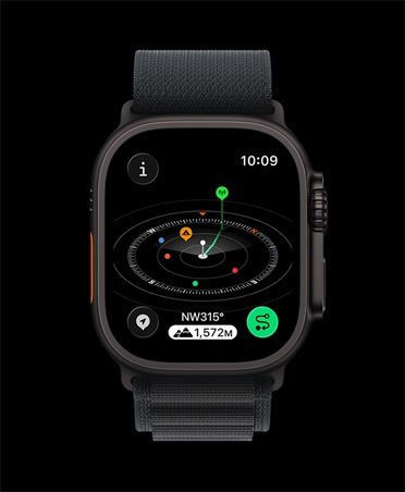 Apple Watch Ultra 3, μαύρο χρώμα, κάσα από τιτάνιο, app Πυξίδα, σημεία στάσης με σημάδι, μαύρο λουράκι Alpine Loop